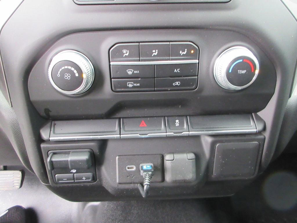 Certified 2023 GMC Sierra 3500 Pro w/ Convenience Package image 28