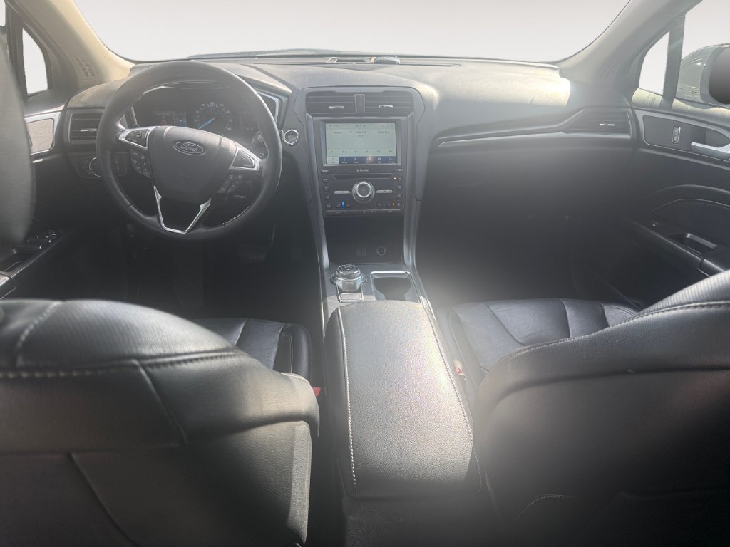Used 2020 Ford Fusion Titanium AWD/4WD image 10