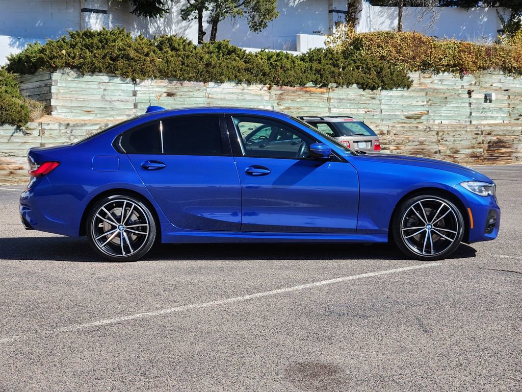 Used 2020 BMW 330i xDrive 330i xDrive w/ M Sport Package image 4