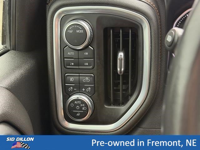 Used 2022 GMC Sierra 2500 AT4 w/ AT4 Preferred Package AWD/4WD image 14