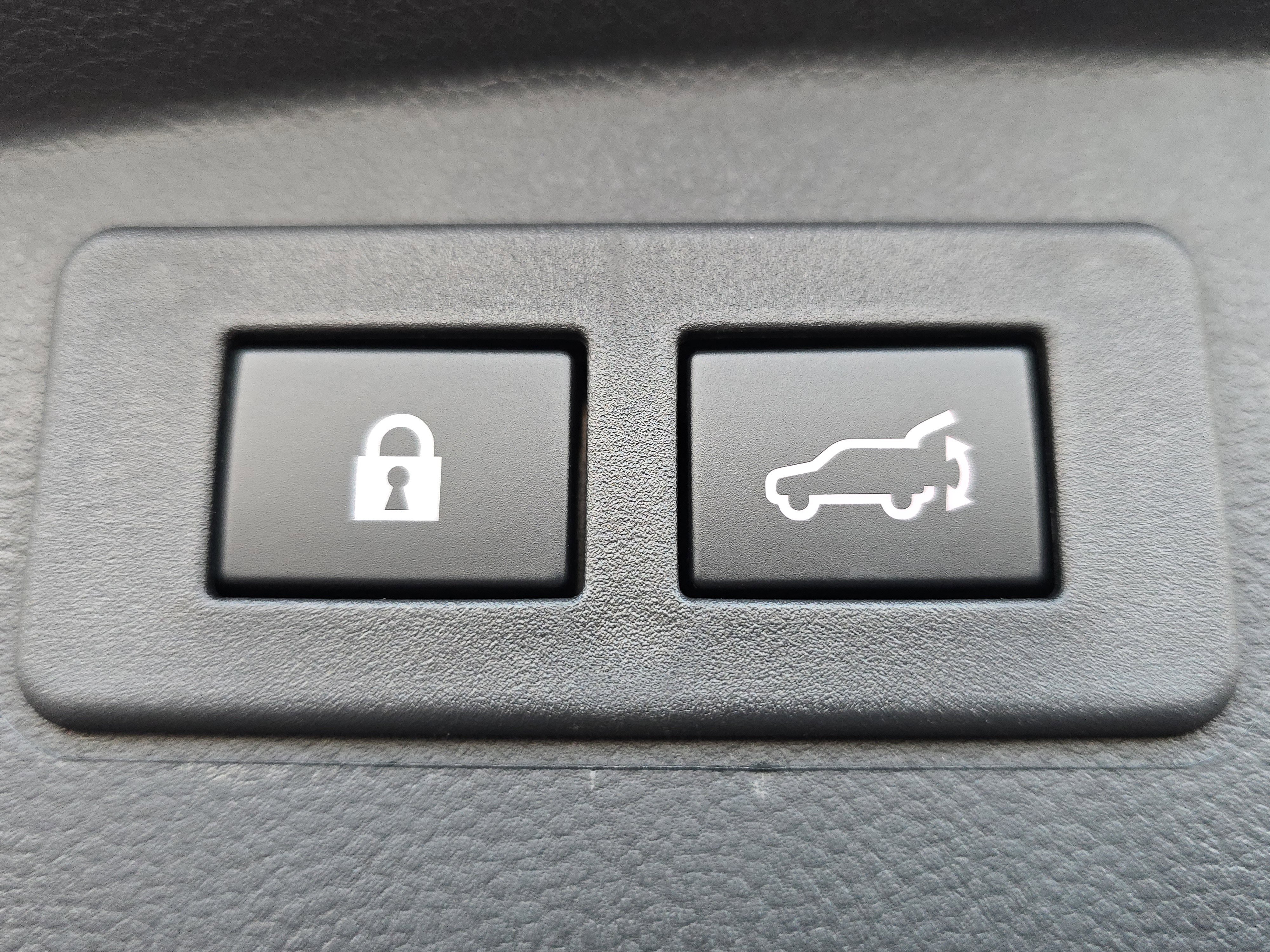 New 2025 Subaru Outback Premium image 17