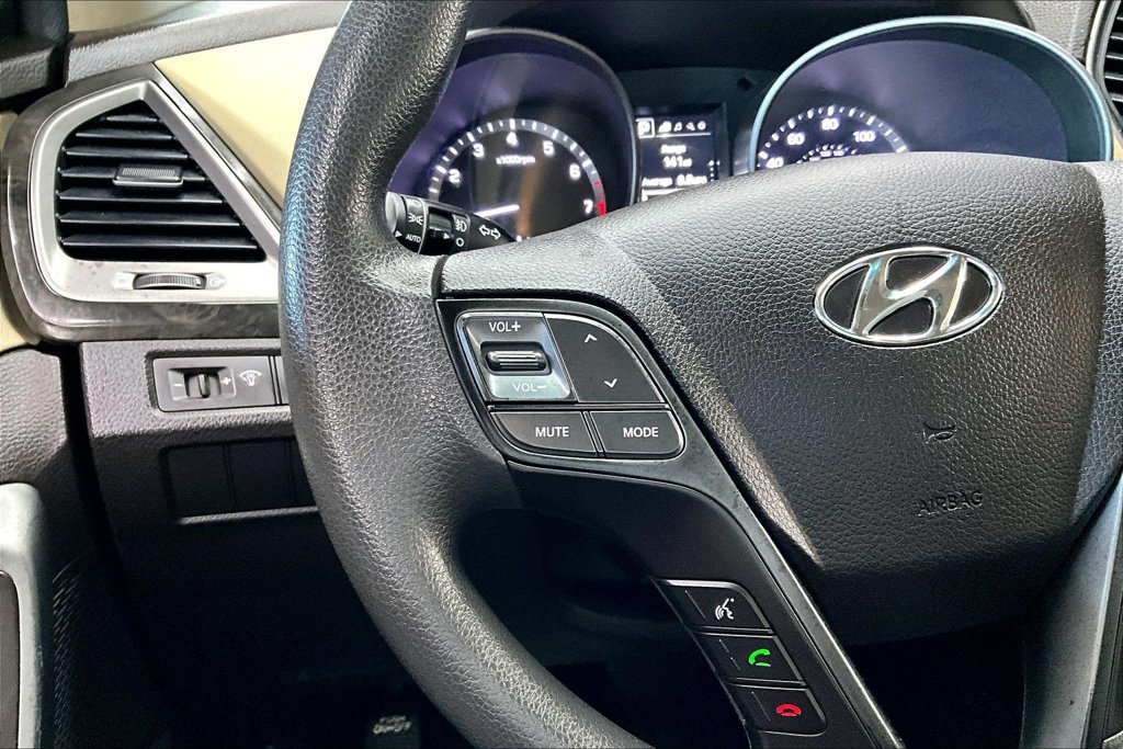Used 2018 Hyundai Santa Fe Sport w/ 2.4L Value Package 02 FWD image 10