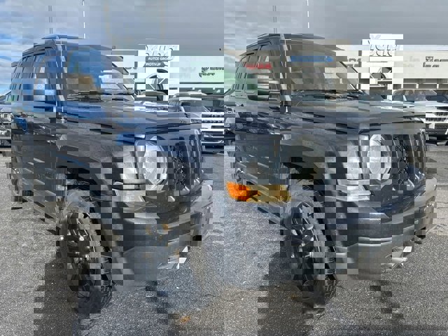 Used 2014 Jeep Patriot Sport w/ Southwest Package