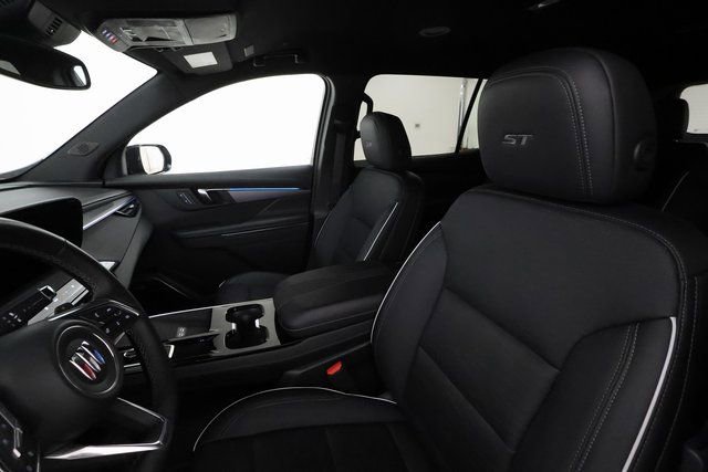 Certified 2025 Buick Enclave Sport Touring image 10