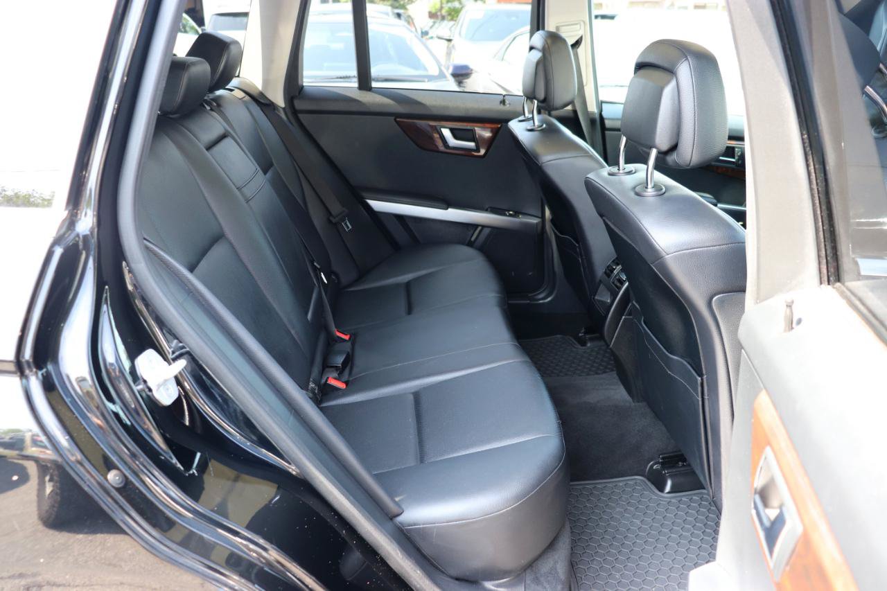 Used 2015 Mercedes-Benz GLK 350 4MATIC image 13