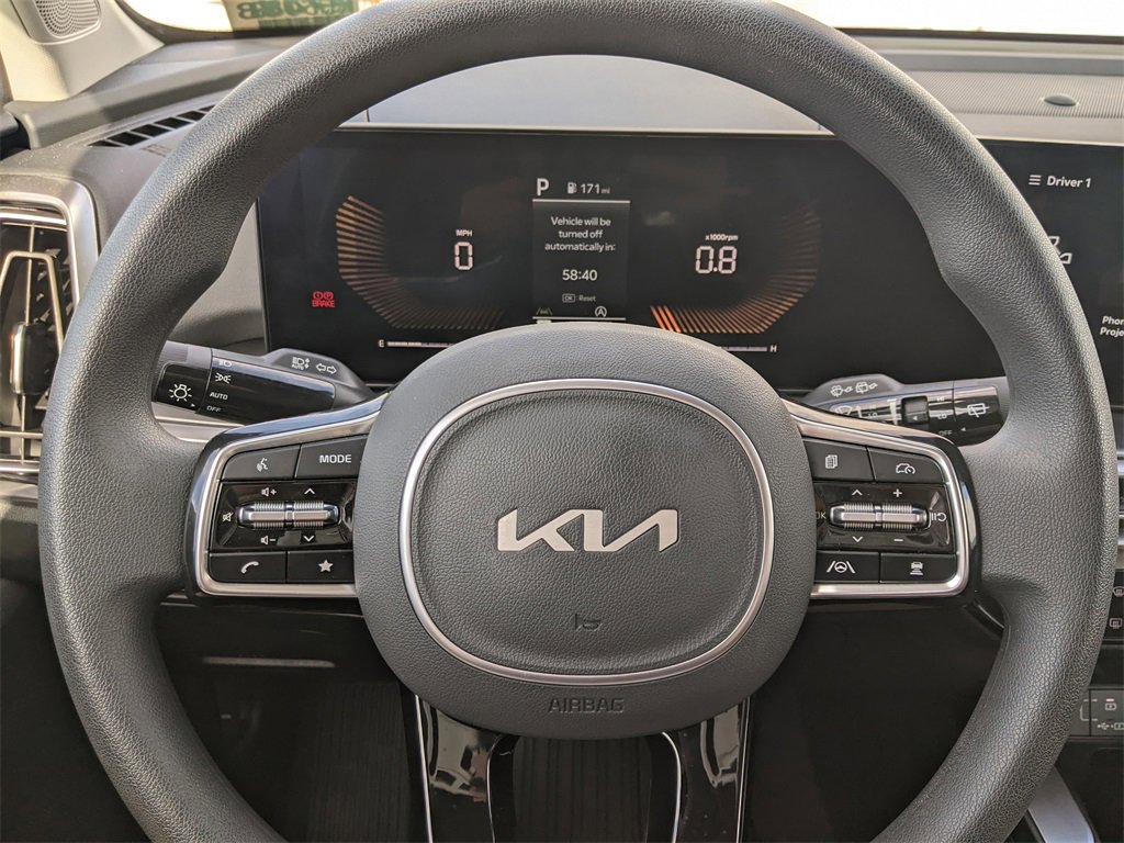 Certified 2025 Kia Sorento LX image 20