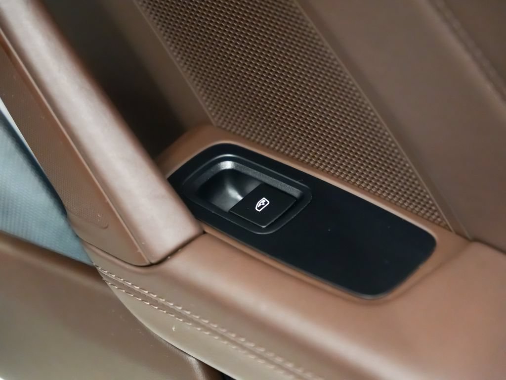 Certified 2022 Porsche 911 Turbo S AWD/4WD image 16