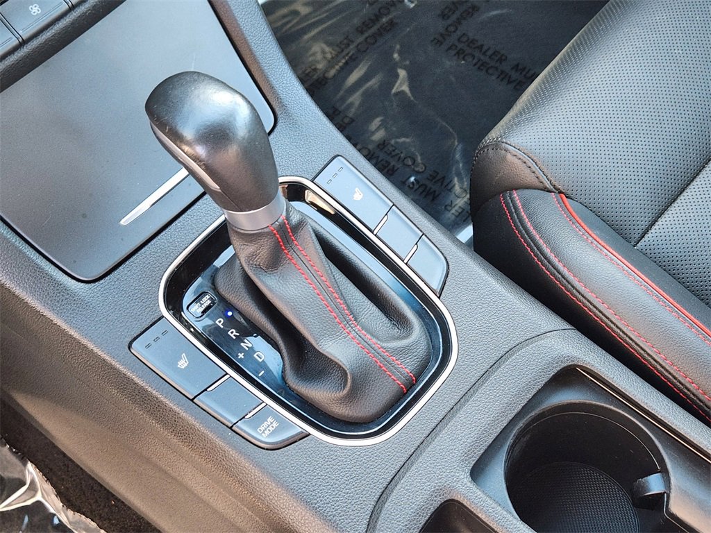 Used 2018 Hyundai Elantra GT Sport image 15