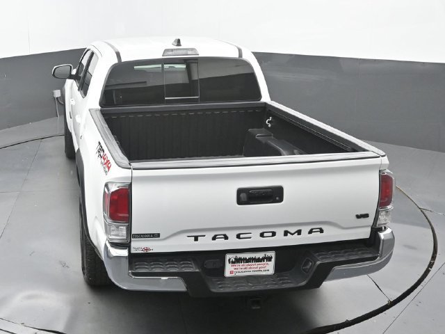 Used 2023 Toyota Tacoma TRD Off-Road w/ Black Out Package (TMS) AWD/4WD image 28