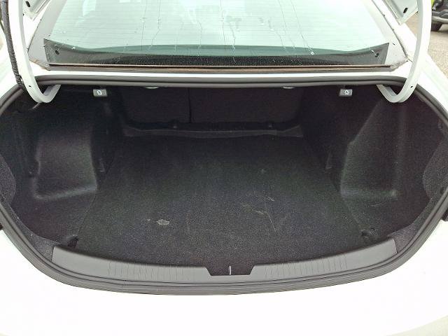 Certified 2025 Chevrolet Malibu LT FWD image 30