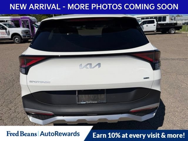 Used 2025 Kia Sportage LX AWD/4WD image 6