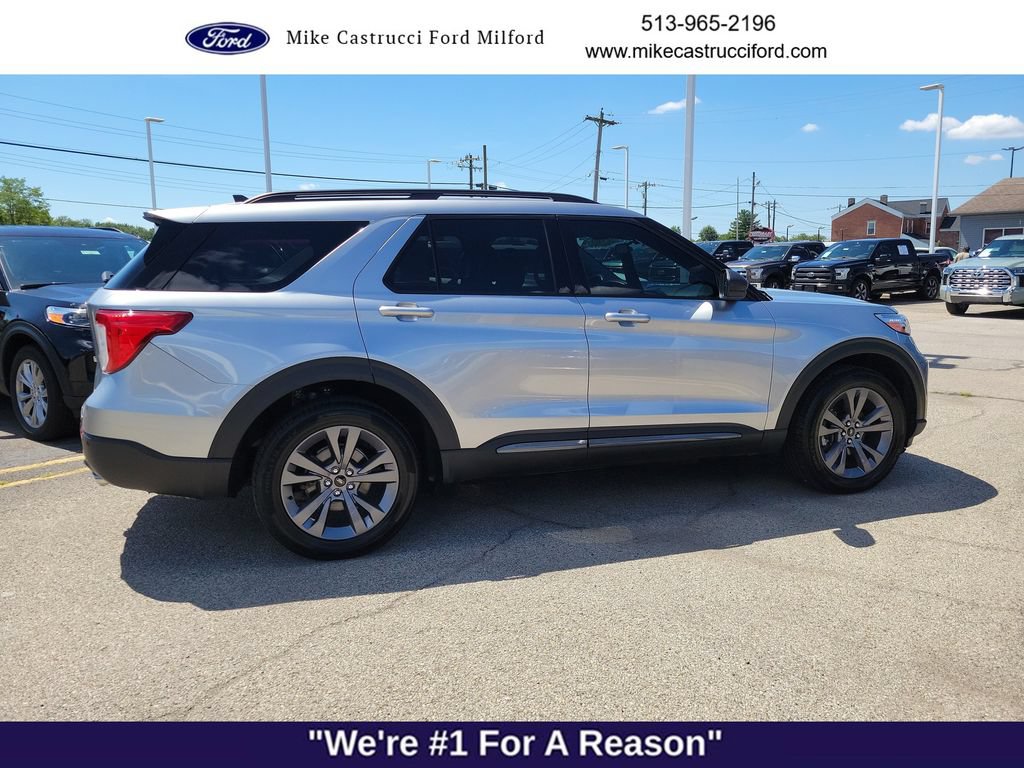 Certified 2021 Ford Explorer XLT w/ Equipment Group 202A AWD/4WD image 6