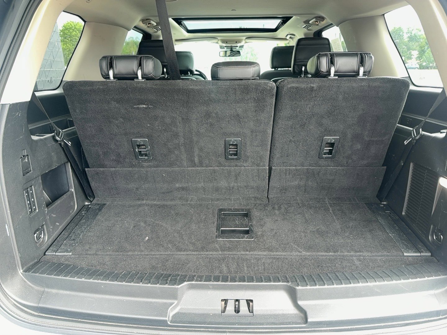 Used 2018 Ford Expedition Platinum AWD/4WD image 12