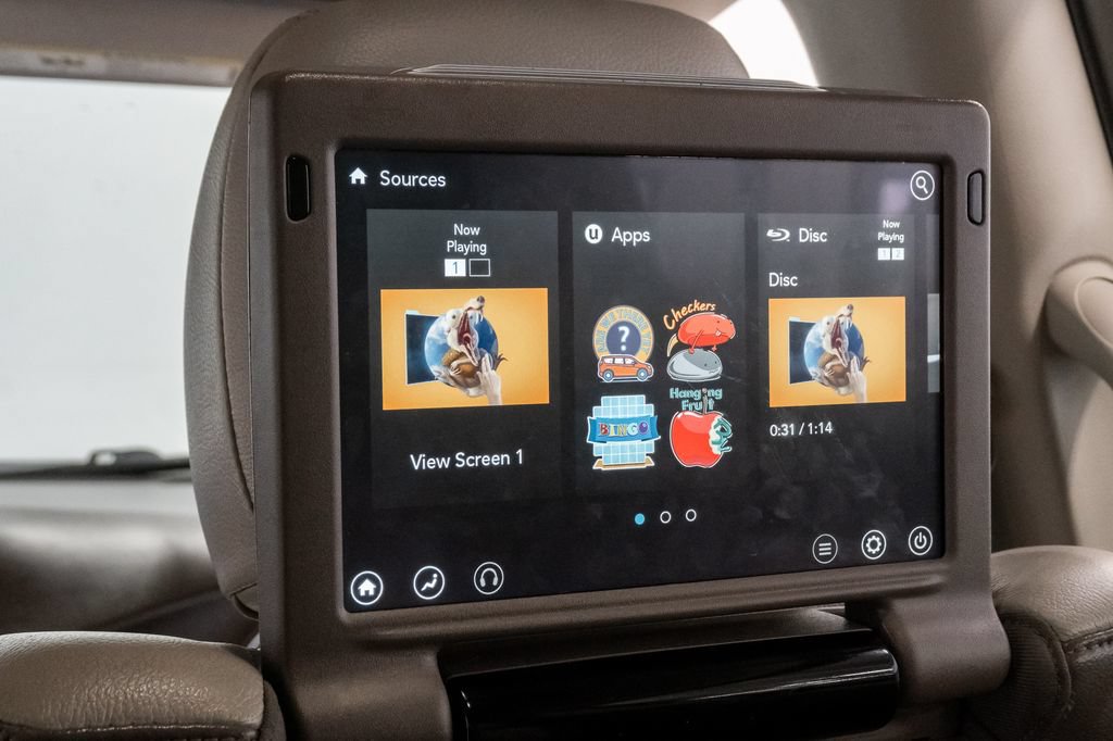 Used 2019 Chrysler Pacifica Touring-L Plus w/ Advanced Safetytec Group FWD image 28
