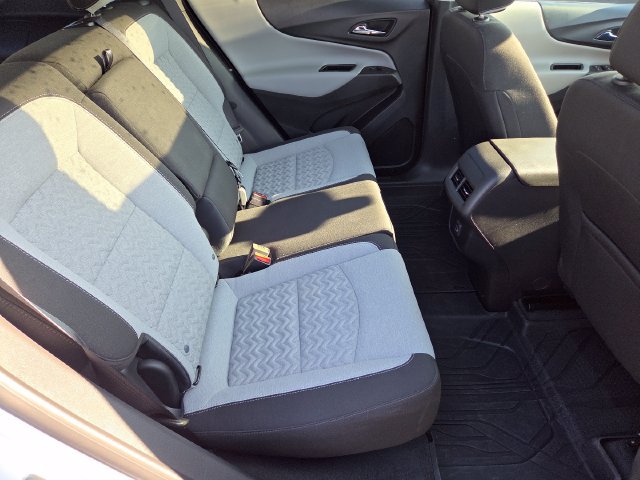Used 2024 Chevrolet Equinox LT w/ LPO, Floor Liner Package FWD image 20