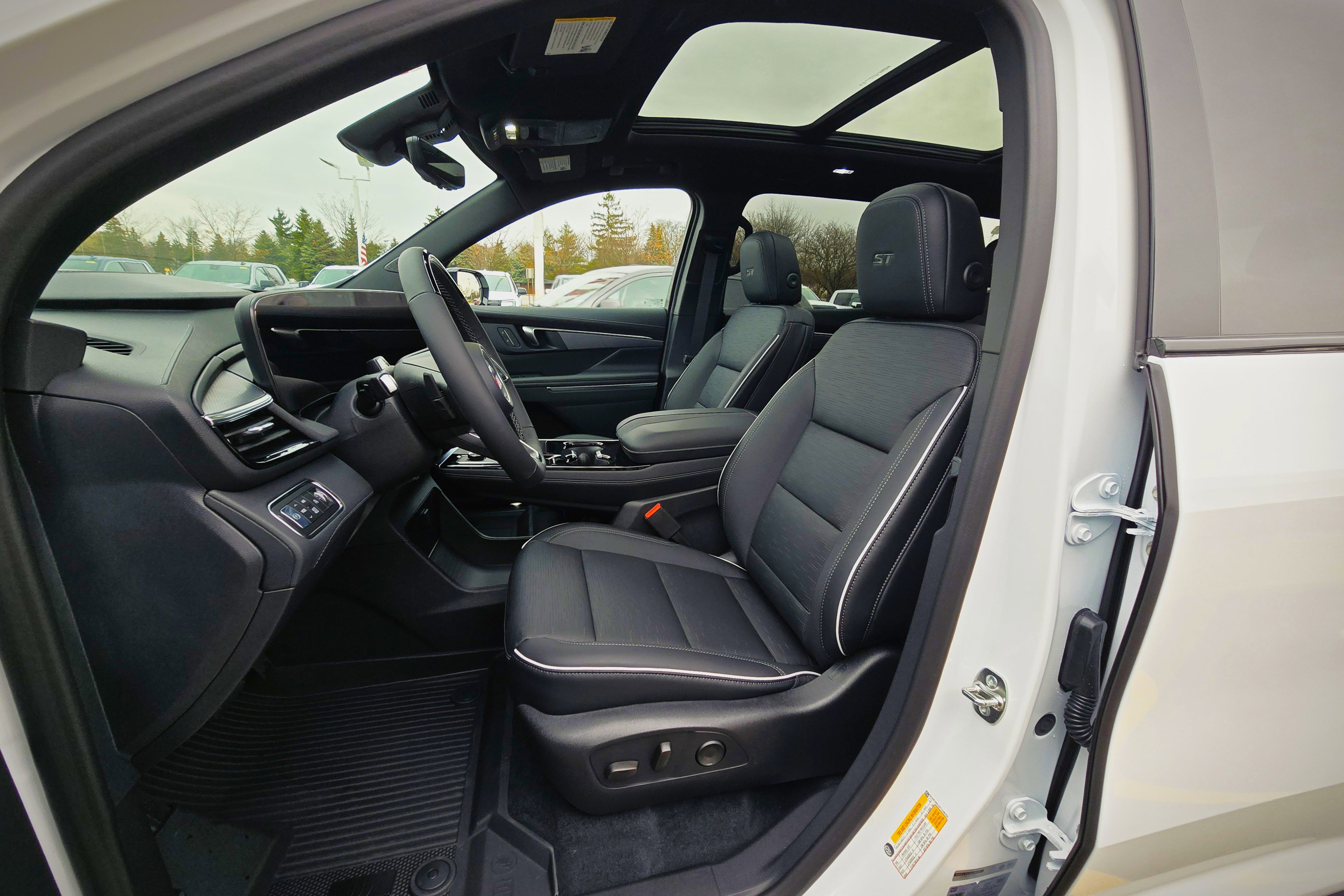 New 2026 Buick Enclave Sport Touring w/ Super Cruise Package image 12