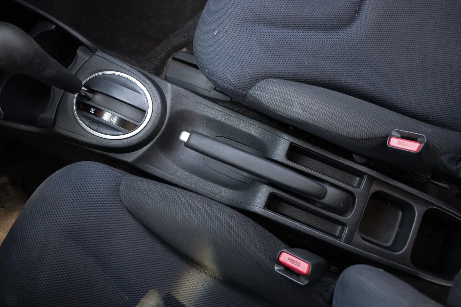 Used 2013 Honda Fit Sport image 39