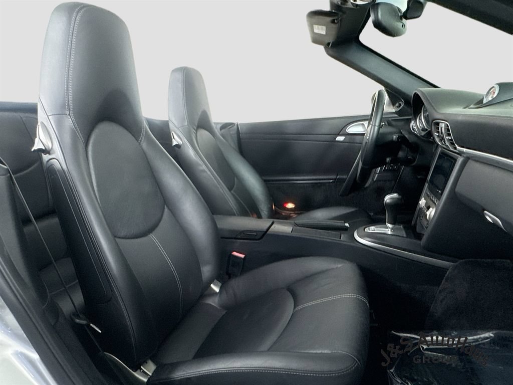 Used 2005 Porsche 911 Carrera S RWD image 36
