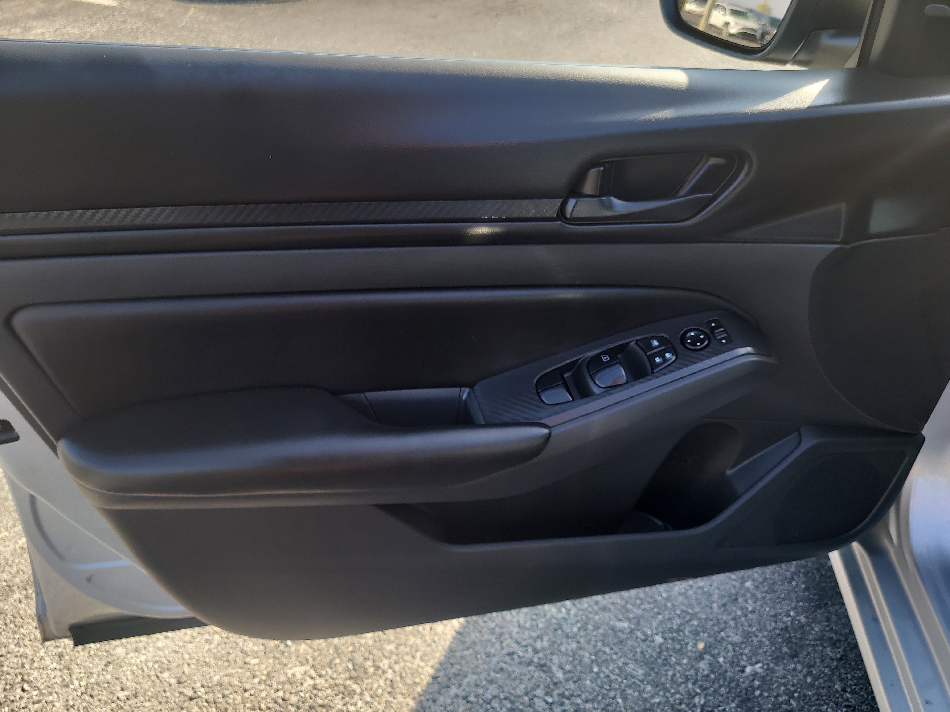 Used 2024 Nissan Altima 2.5 S image 15