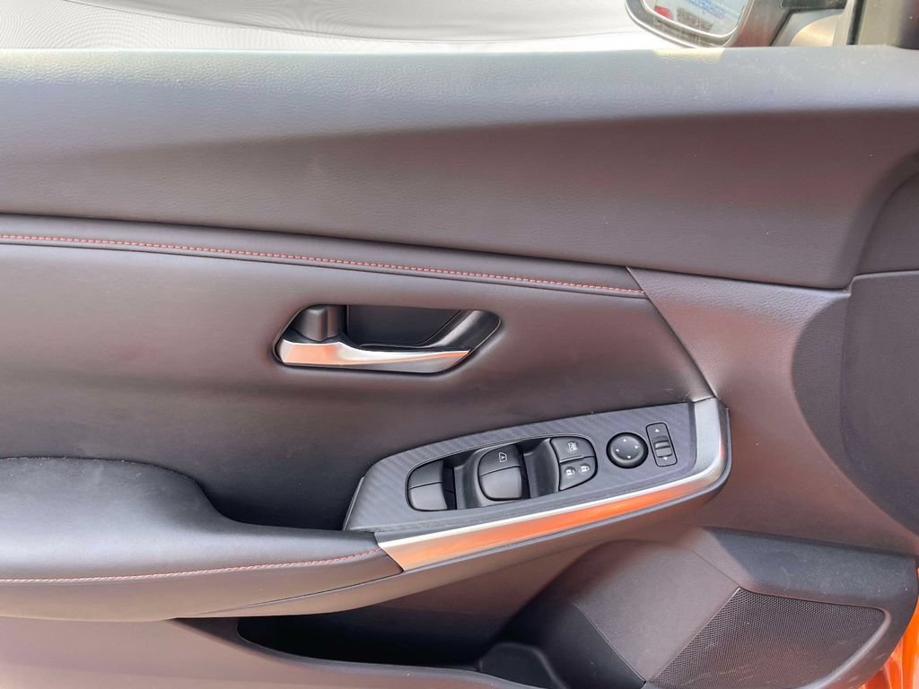 Used 2024 Nissan Sentra SR FWD image 18