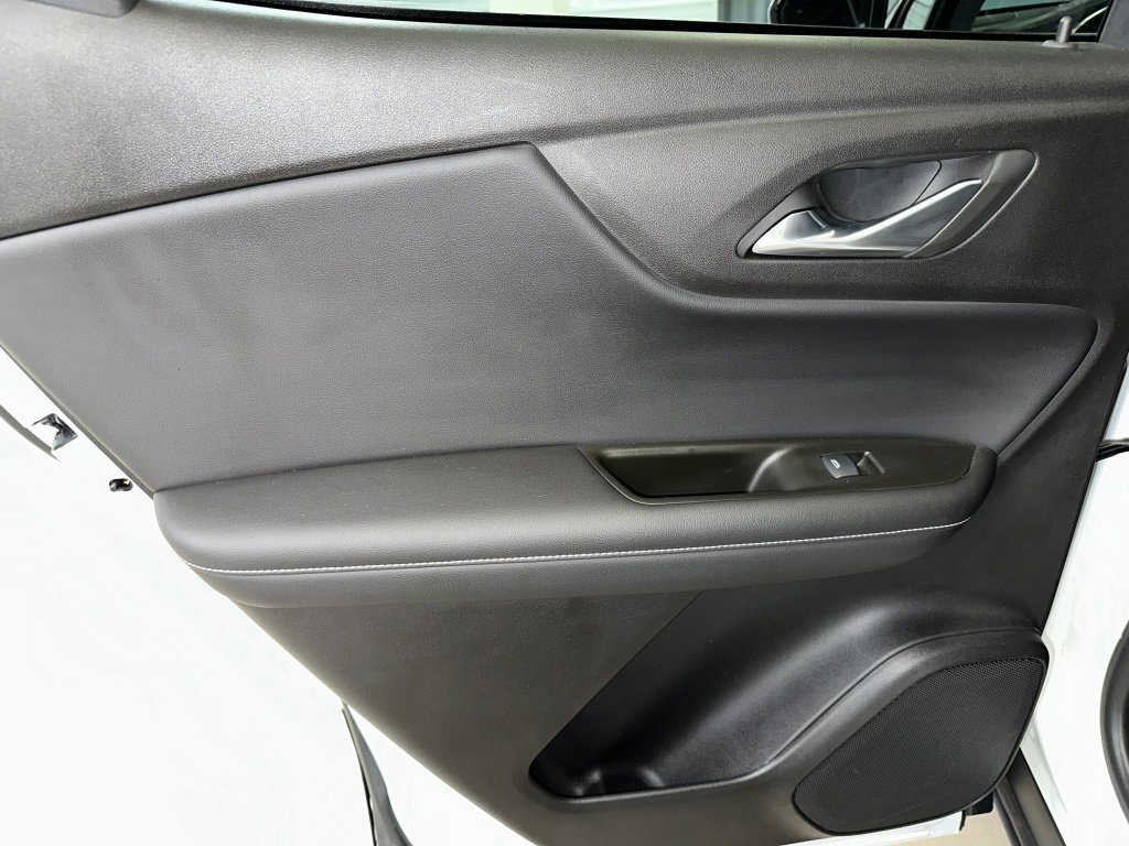 Certified 2024 Chevrolet Blazer LT w/ Convenience Package image 18