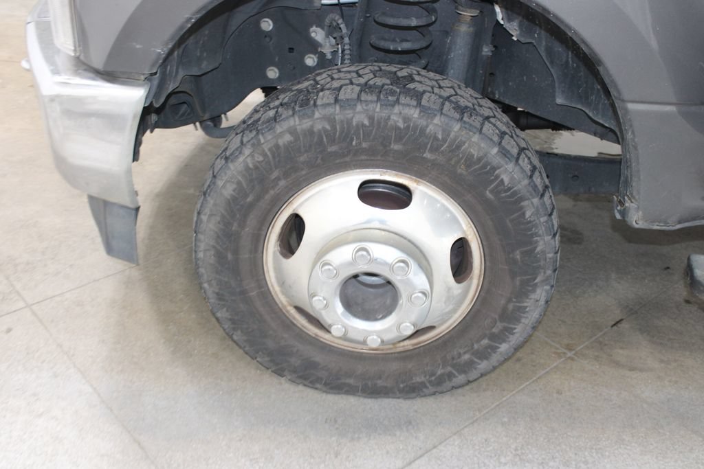 Used 2019 Ford F350 Lariat w/ Lariat Ultimate Package AWD/4WD image 35