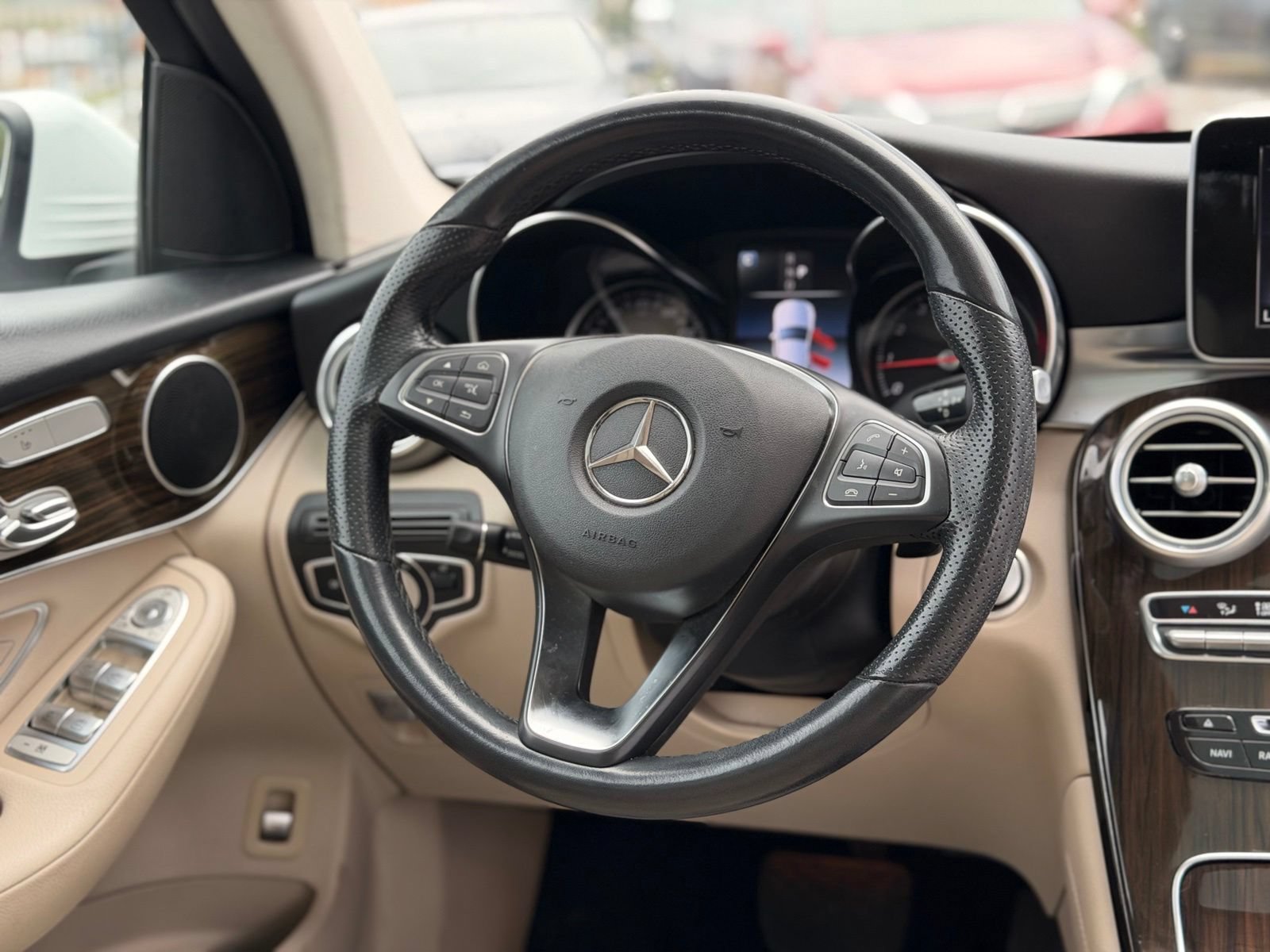 Used 2019 Mercedes-Benz GLC 300 image 37