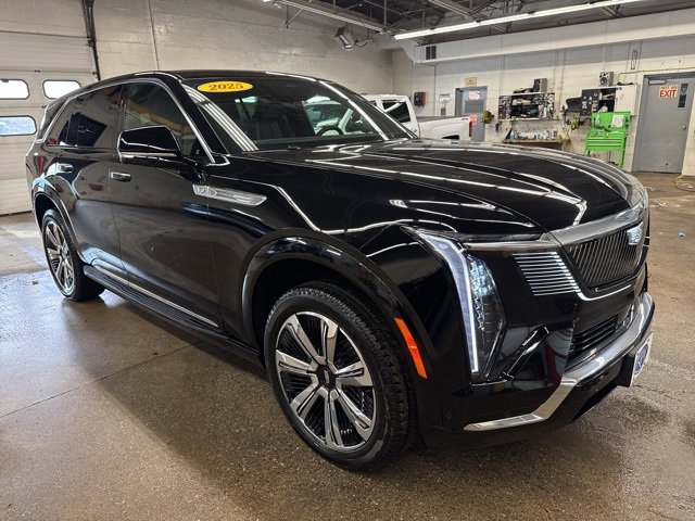 Used 2025 Cadillac Escalade IQ Luxury 1 image 8