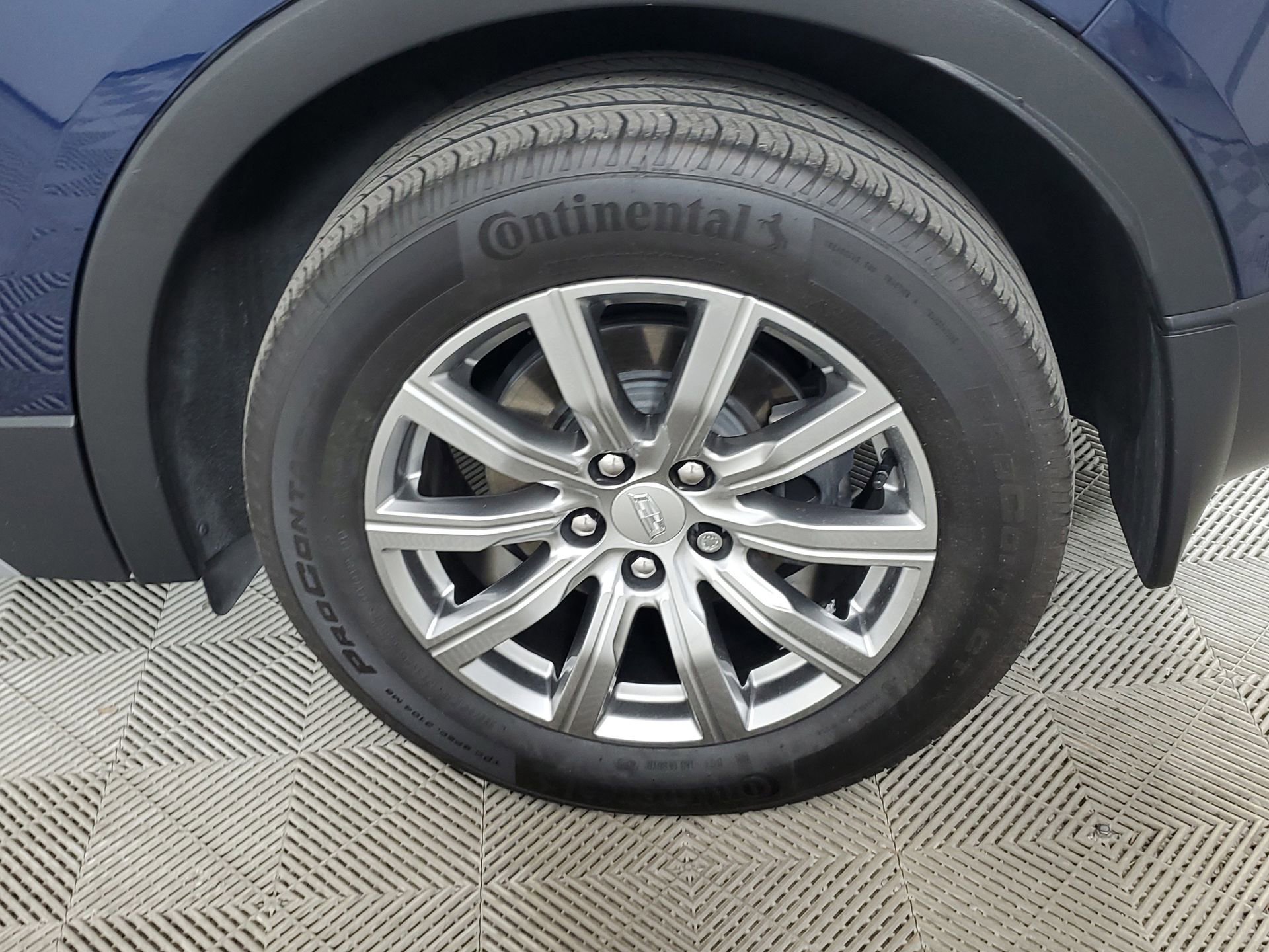 Used 2020 Cadillac XT4 Premium Luxury image 18