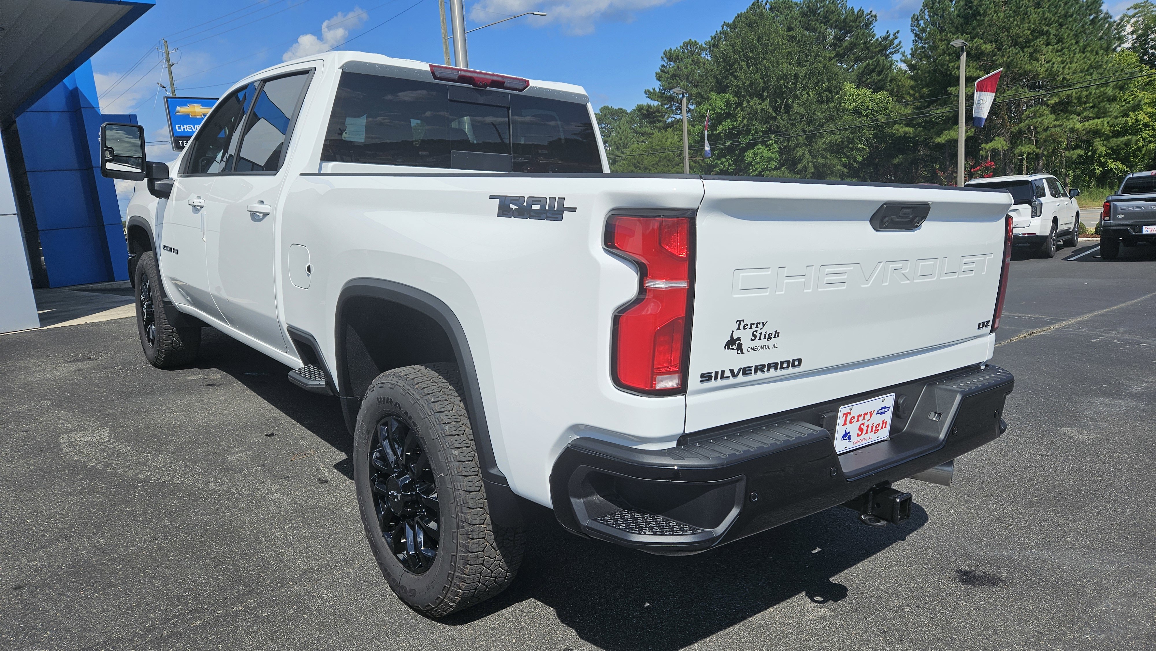 New 2025 Chevrolet Silverado 2500 LTZ w/ Trail Boss Package image 9