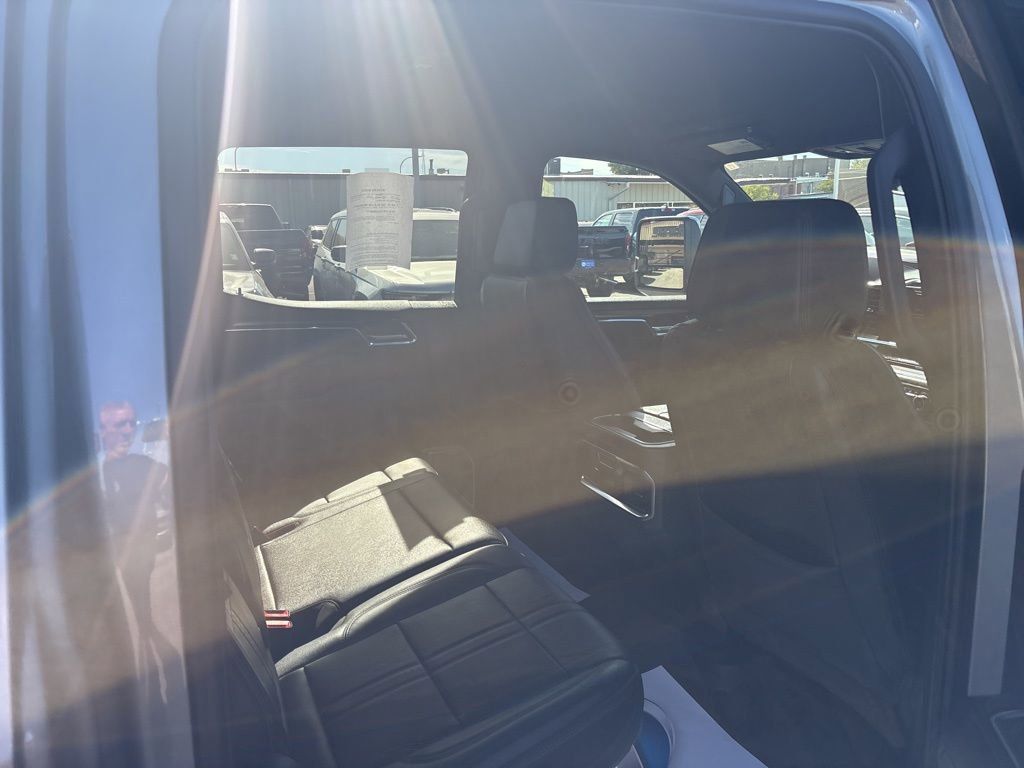 Used 2025 Chevrolet Silverado 1500 High Country image 38