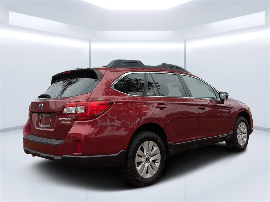 Used 2015 Subaru Outback 2.5i Premium image 3