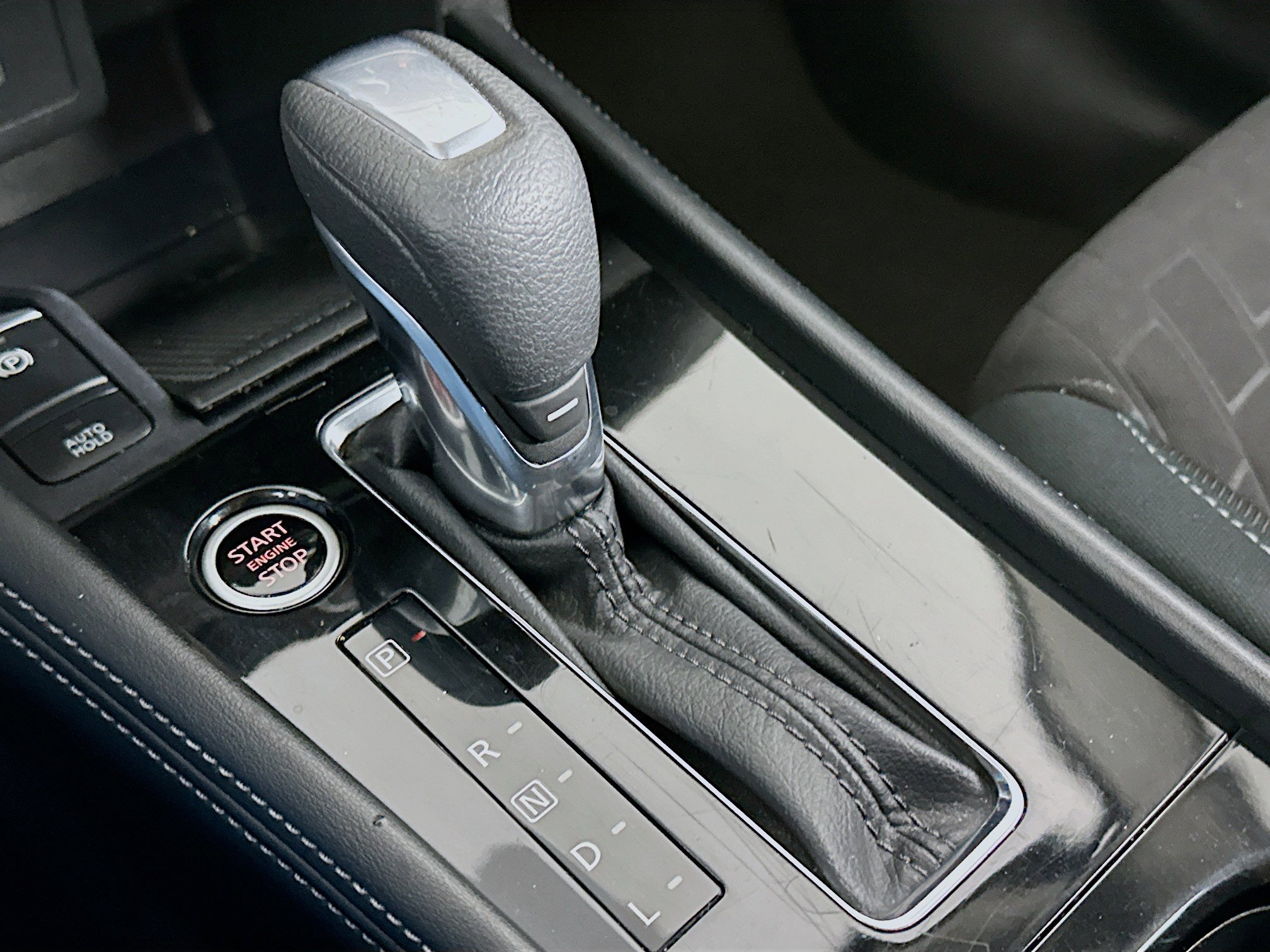 Used 2024 Nissan Kicks SV image 23