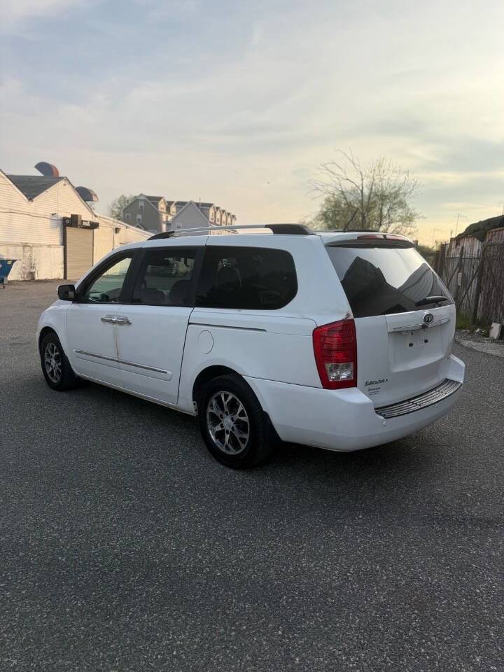 Used 2014 Kia Sedona EX w/ Luxury Package FWD image 5