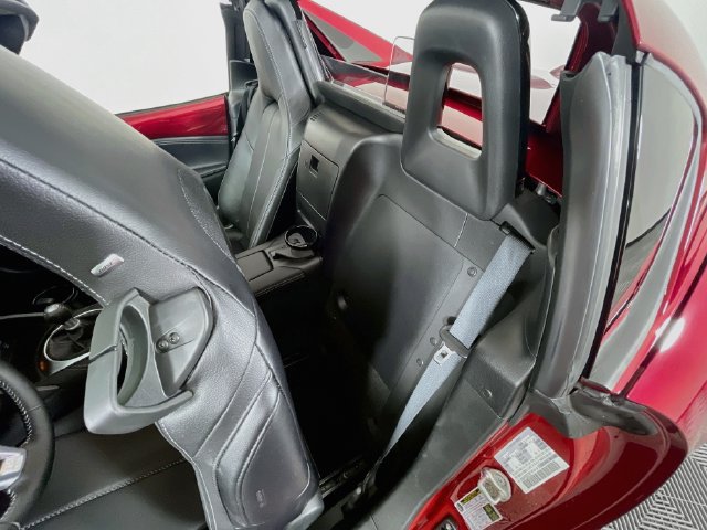 Used 2025 MAZDA MX-5 Miata RF Grand Touring RWD image 27