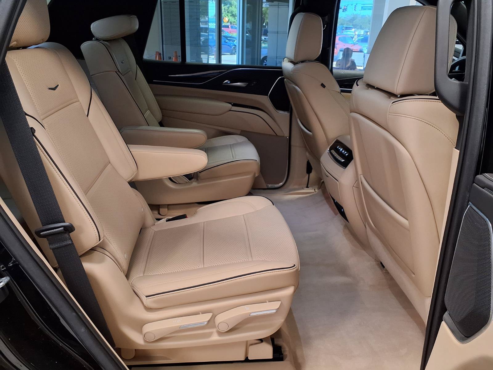 Certified 2023 Cadillac Escalade Premium Luxury RWD image 14