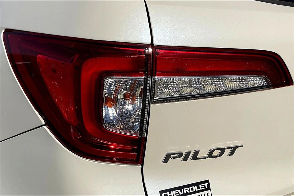 Used 2019 Honda Pilot Elite image 24