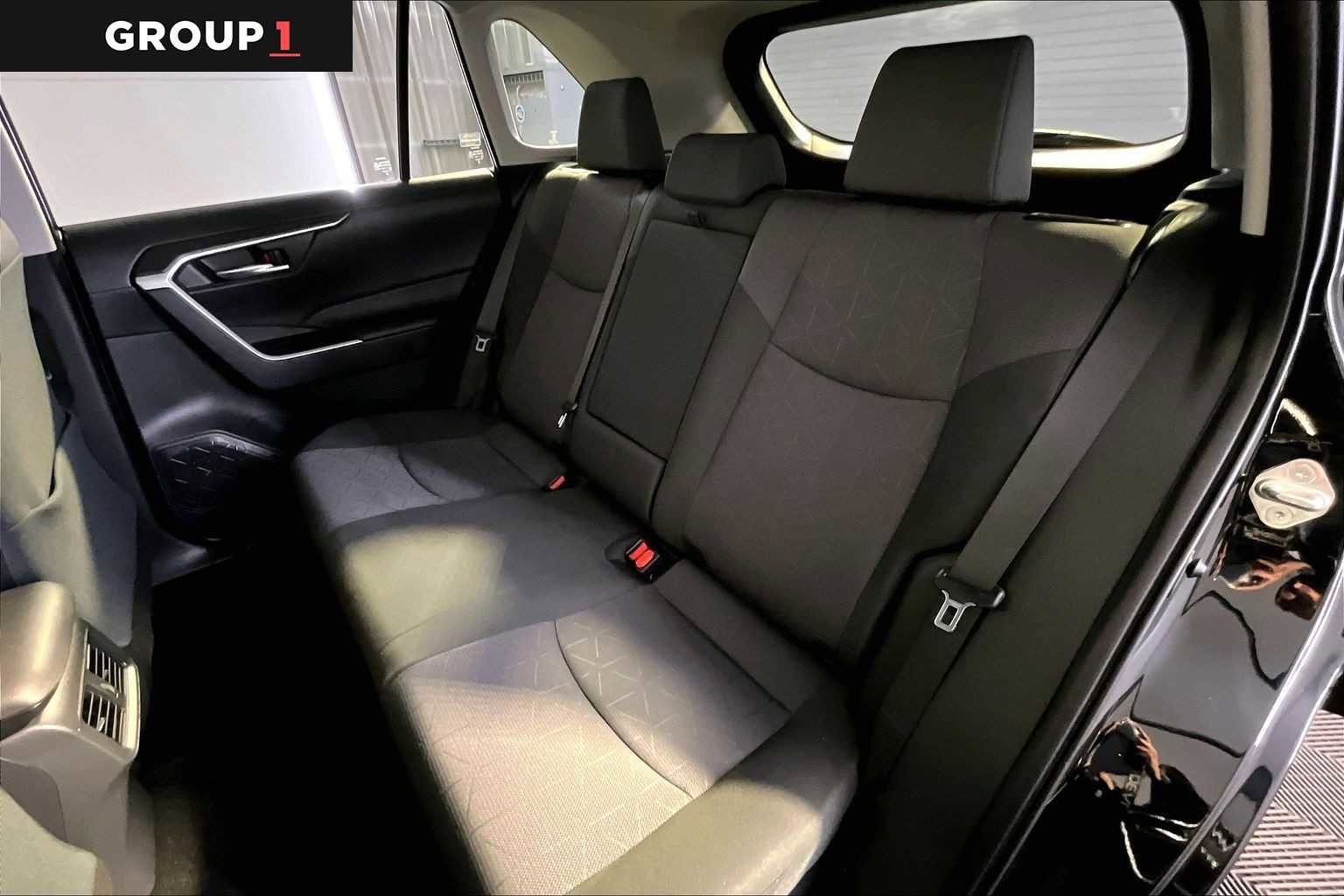 Used 2019 Toyota RAV4 XLE image 39