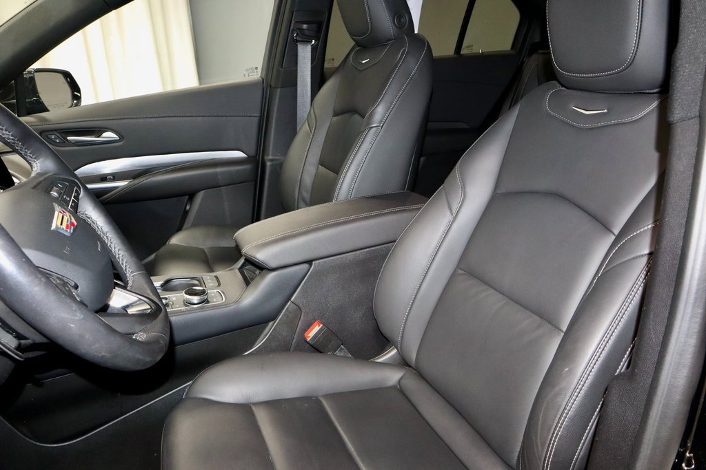 Used 2025 Cadillac XT4 Premium Luxury w/ Cold Weather Package image 26