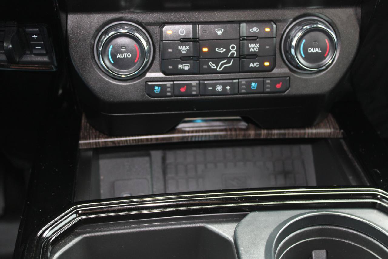 Used 2021 Ford F350 Lariat w/ Lariat Ultimate Package AWD/4WD image 35
