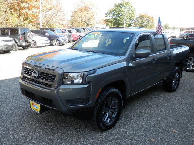 Used 2025 Nissan Frontier SV AWD/4WD image 4