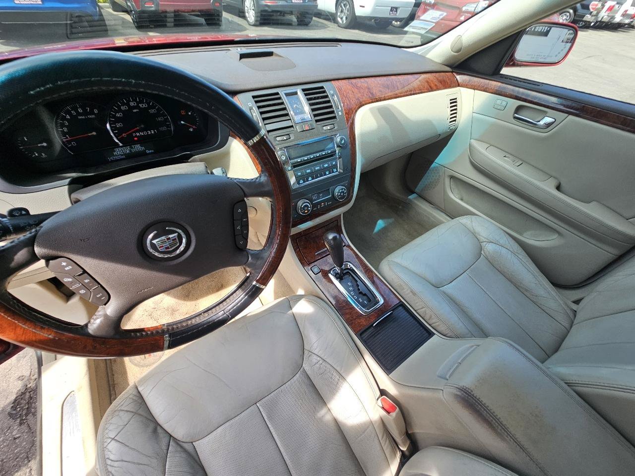 Used 2007 Cadillac DTS Luxury I w/ Trunk Convenience Package FWD image 20