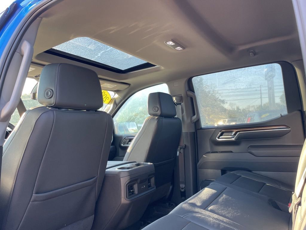 Used 2025 Chevrolet Silverado 1500 LT Trail Boss w/ Convenience Package II image 47