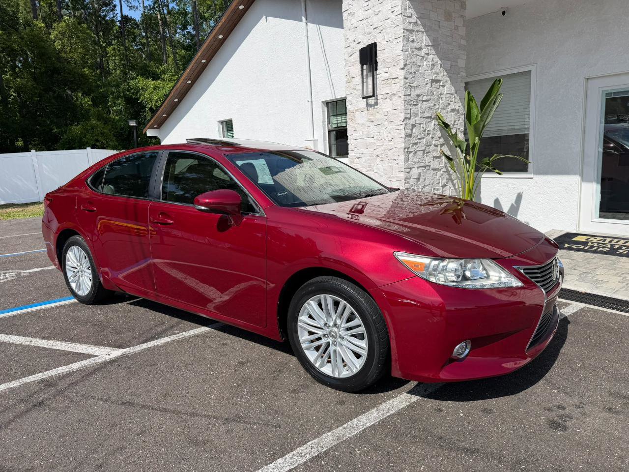 Used 2014 Lexus ES 350 w/ Luxury Package FWD image 17
