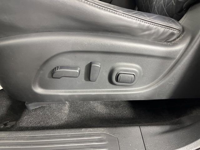 Used 2019 Nissan Murano Platinum w/ Cargo Package image 36