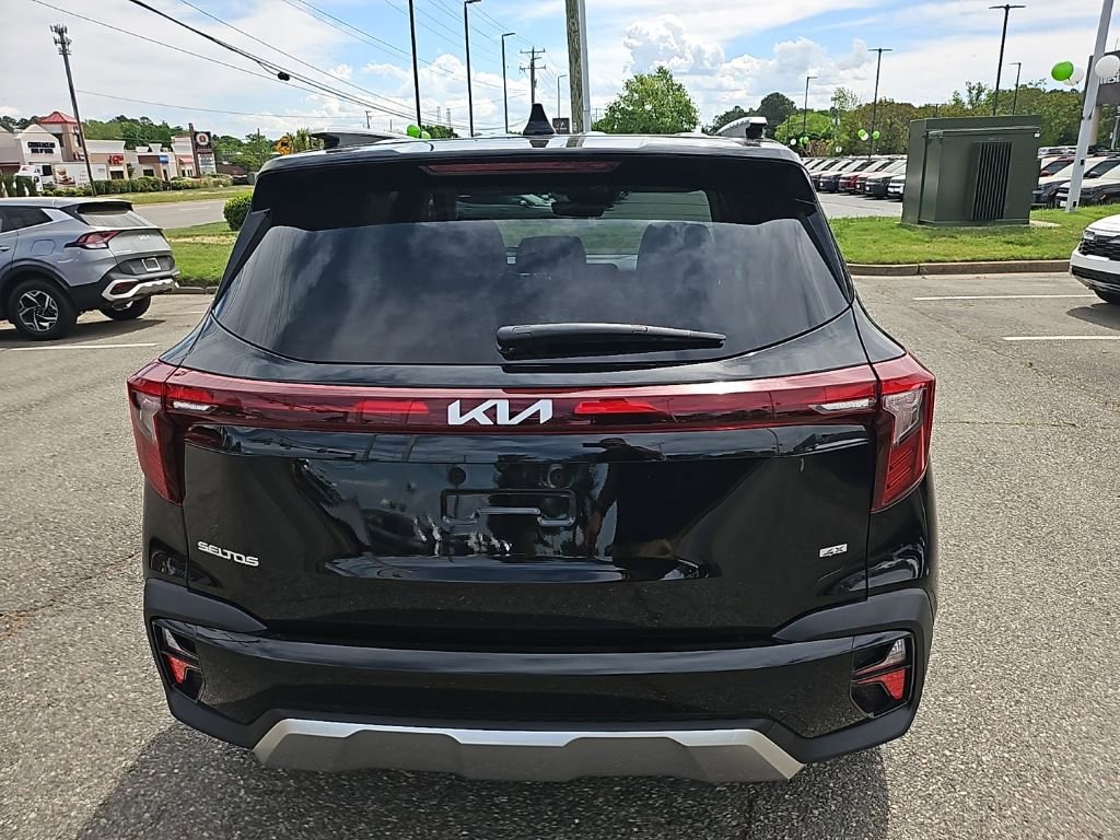 Used 2025 Kia Seltos S AWD/4WD image 7