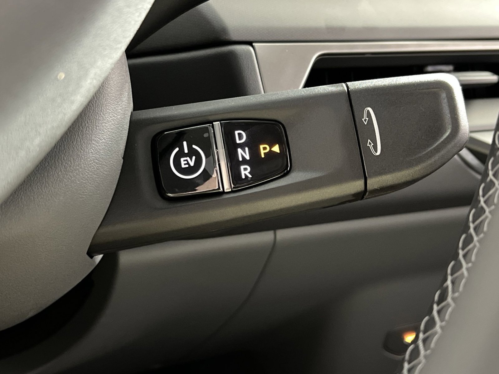 New 2026 Kia EV9 Wind image 20