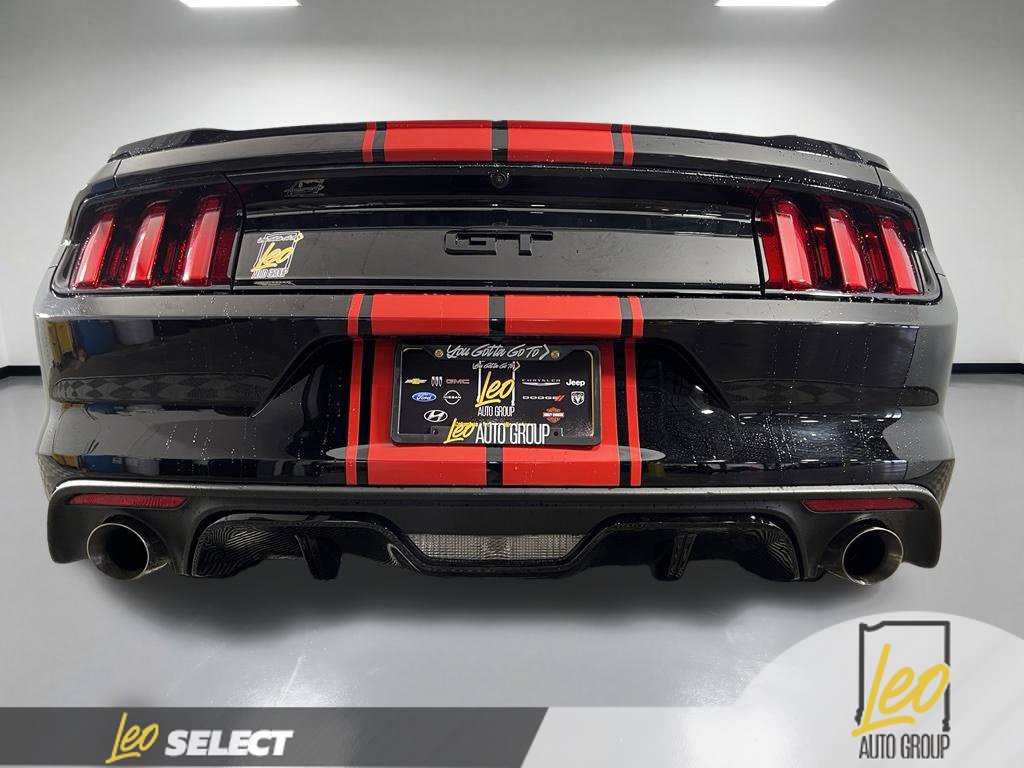 Used 2017 Ford Mustang GT Premium w/ Black Accent Package RWD image 7