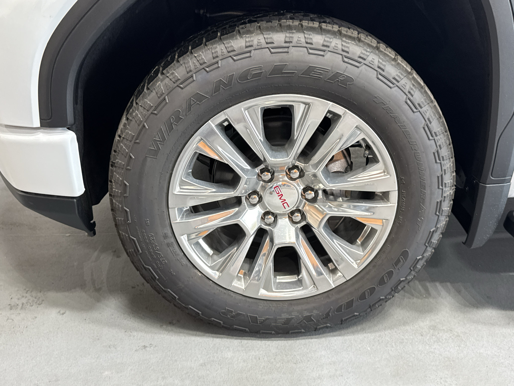 New 2026 GMC Sierra 1500 Denali w/ Technology Package AWD/4WD image 9