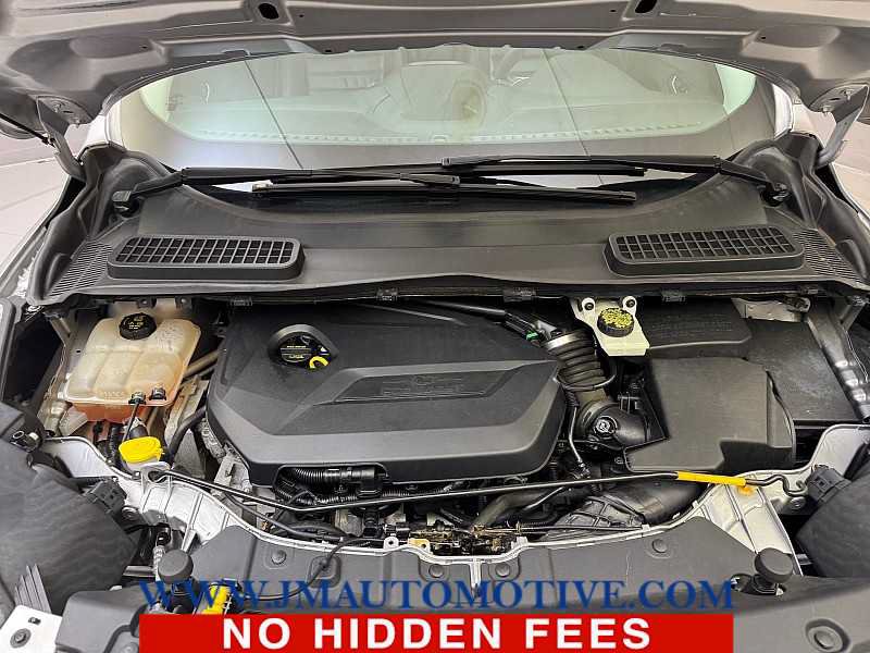 Used 2015 Ford Escape Titanium w/ Equipment Group 301A AWD/4WD image 9